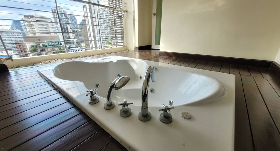 Condo en alquiler de 2 habitaciones en Watthana, Bangkok