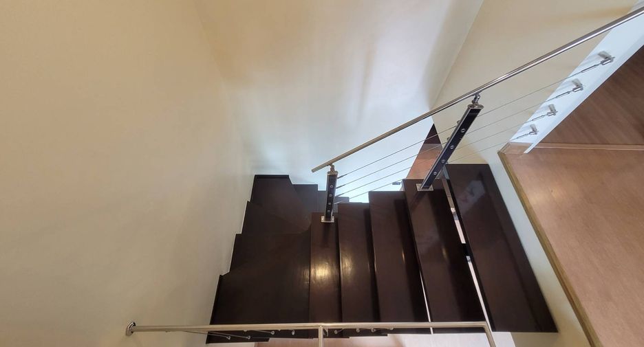 Condo en alquiler de 2 habitaciones en Watthana, Bangkok