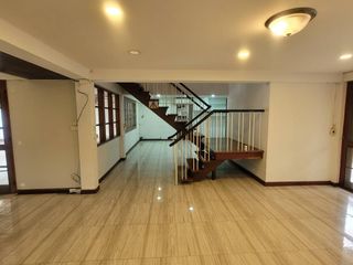 For rent 3 bedrooms house in Watthana, Bangkok