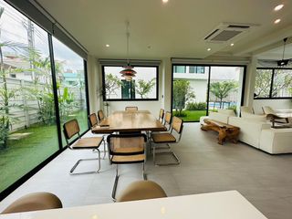 Haus zur Miete mit 3 Zimmer in Khlong Toei, Bangkok