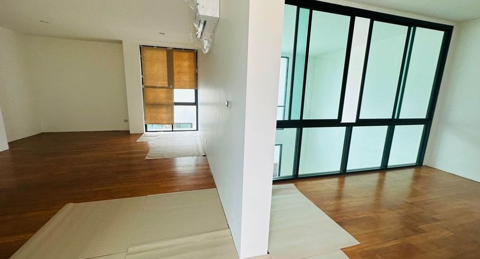 For rent 4 ベッドルーム house in Watthana, Bangkok