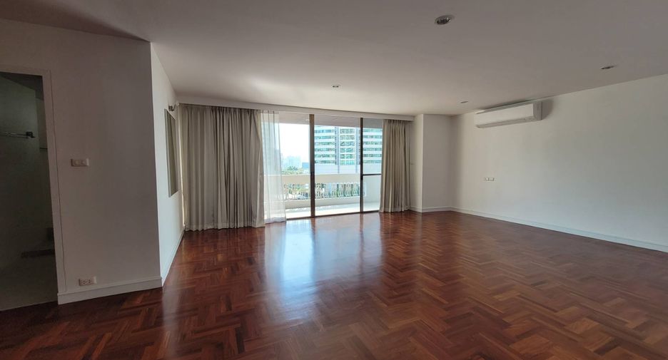 Condo en alquiler de 3 habitaciones en Khlong Toei, Bangkok