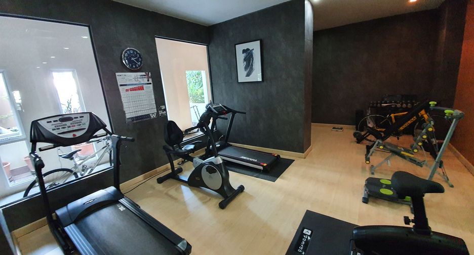 For rent 2 ベッドルーム condo in Watthana, Bangkok