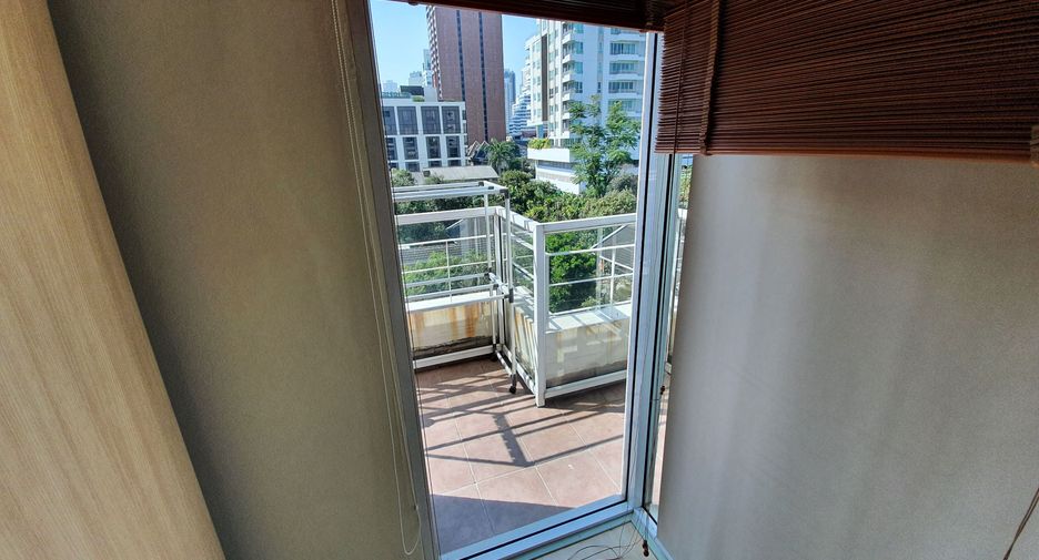 For rent 2 ベッドルーム condo in Watthana, Bangkok