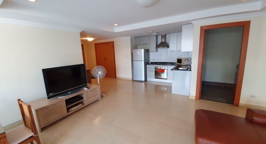 For rent 2 ベッドルーム condo in Watthana, Bangkok