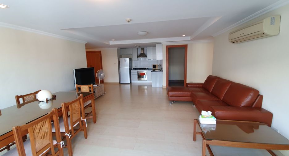For rent 2 ベッドルーム condo in Watthana, Bangkok