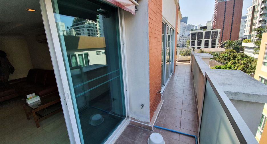 For rent 2 ベッドルーム condo in Watthana, Bangkok