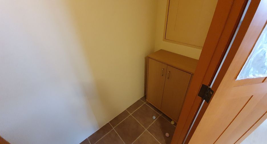 For rent 2 ベッドルーム condo in Watthana, Bangkok
