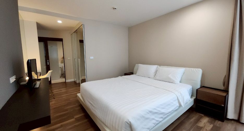 À louer 2 chambres condo 
