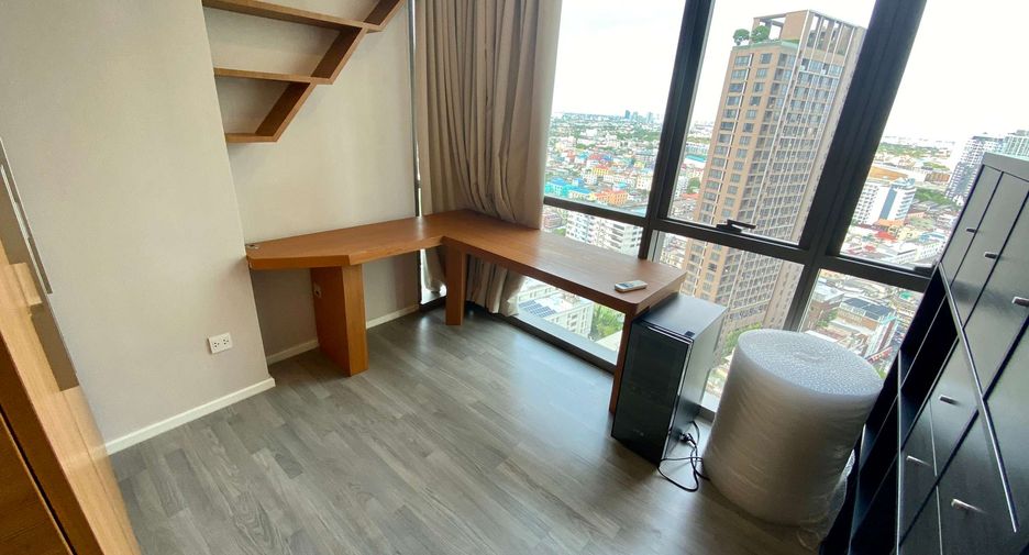 À louer 2 chambres condo à Khlong Toei, Bangkok