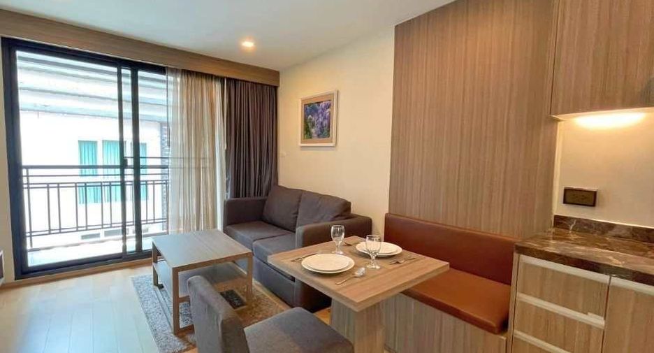 Condo en alquiler de 1 habitaciones en Watthana, Bangkok