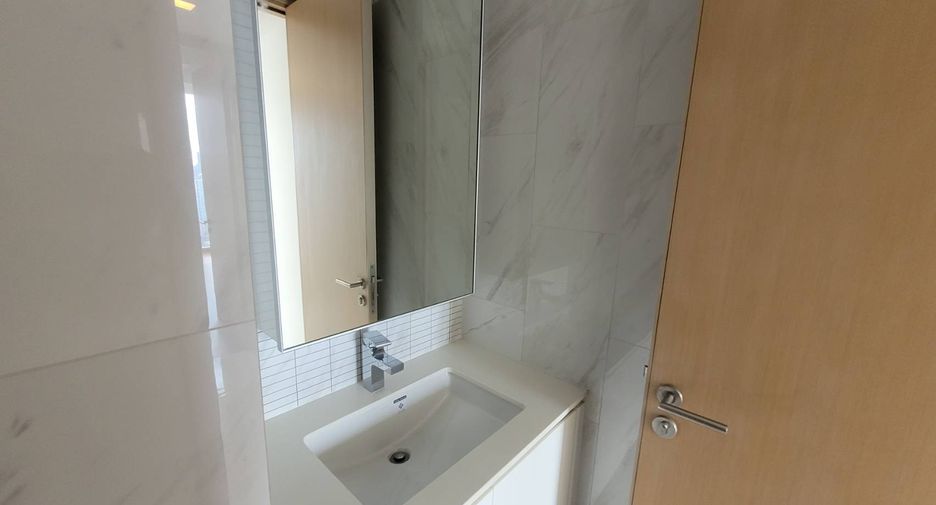 Wohnung zur Miete mit 3 Zimmer in Watthana, Bangkok