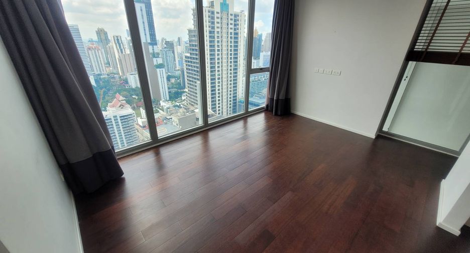 Wohnung zur Miete mit 3 Zimmer in Watthana, Bangkok