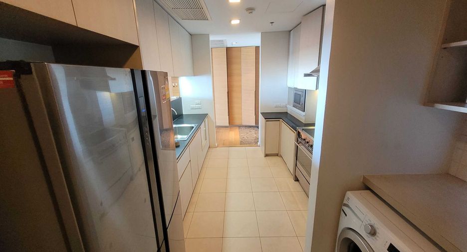 À louer 3 chambres condo à Khlong Toei, Bangkok
