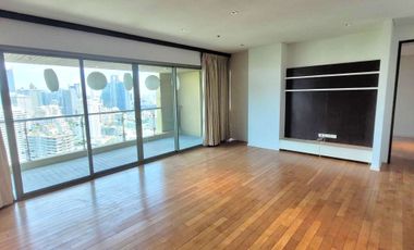 Wohnung zur Miete mit 3 Zimmer in Khlong Toei, Bangkok