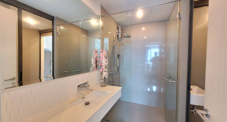 For rent 1 bed condo 