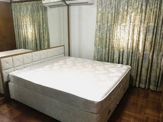 Wohnung zur Miete mit 3 Zimmer in Yan Nawa, Bangkok