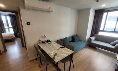 À louer 2 chambres condo 