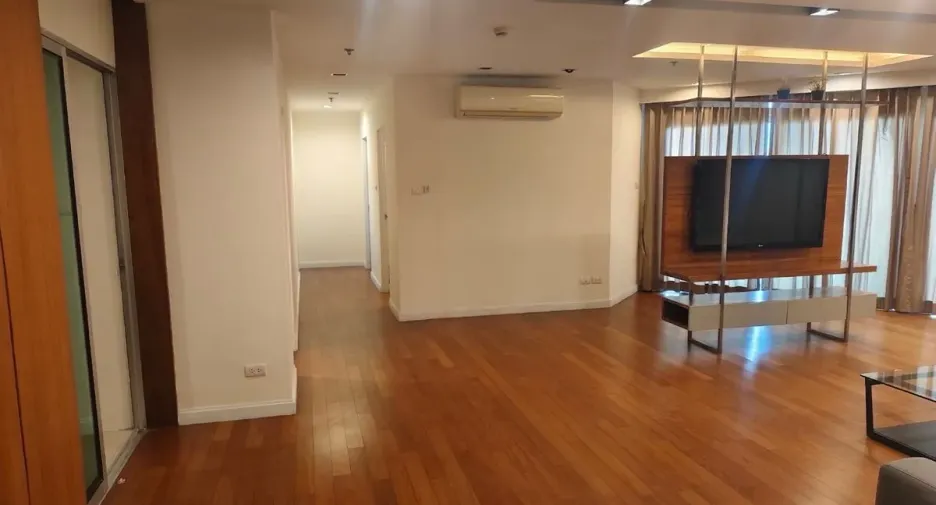 出售 6 卧室 公寓 