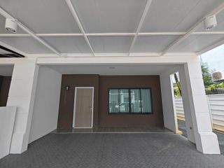 Reihenhaus zur Miete mit 3 Zimmer in Mueang Chiang Mai, Chiang Mai