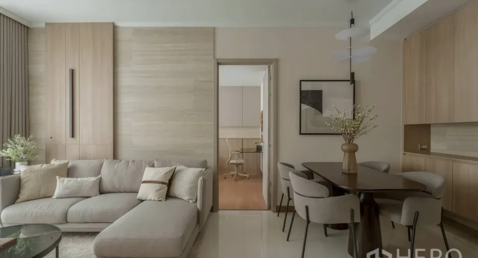 For rent 2 bedrooms condo in Watthana, Bangkok