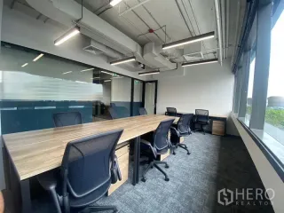 À louer bureau à Bang Rak, Bangkok