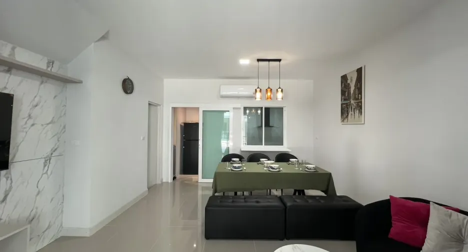出租 3 卧室 联排别墅 在 Bang Phli, Samut Prakan