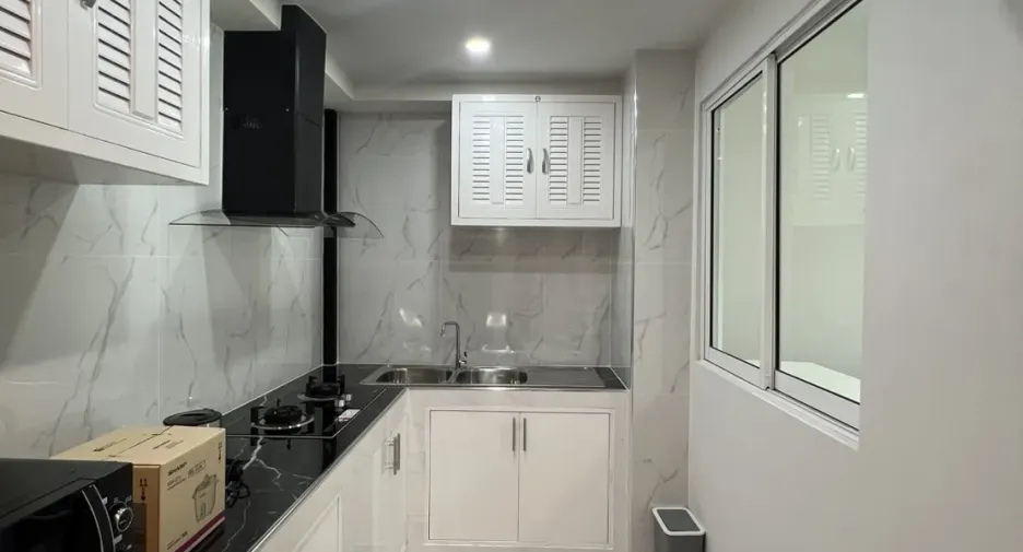 出租 3 卧室 联排别墅 在 Bang Phli, Samut Prakan