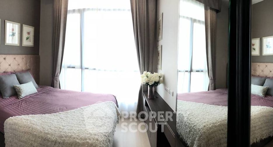 For sale 3 bedrooms condo in Watthana, Bangkok
