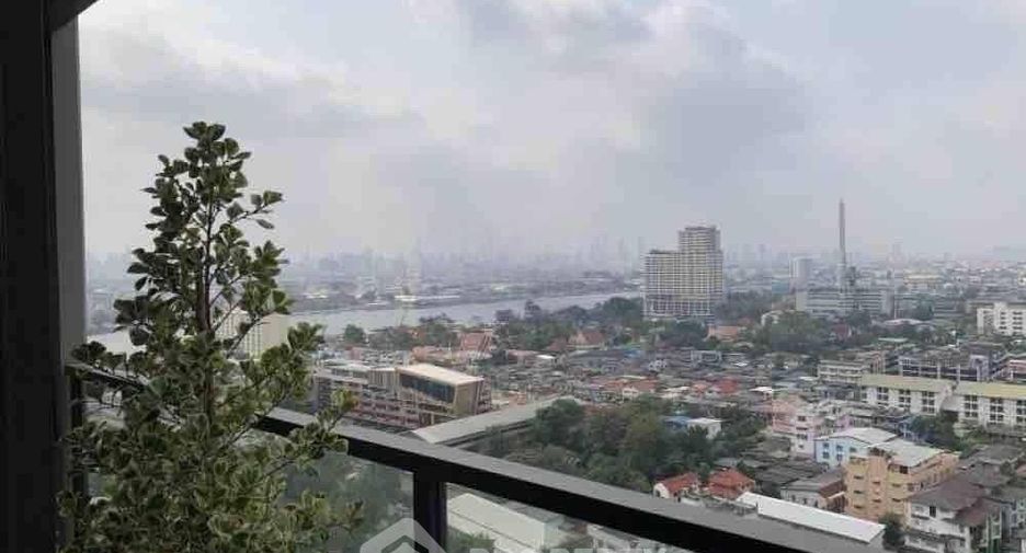 For rent 2 bedrooms condo in Bang Phlat, Bangkok