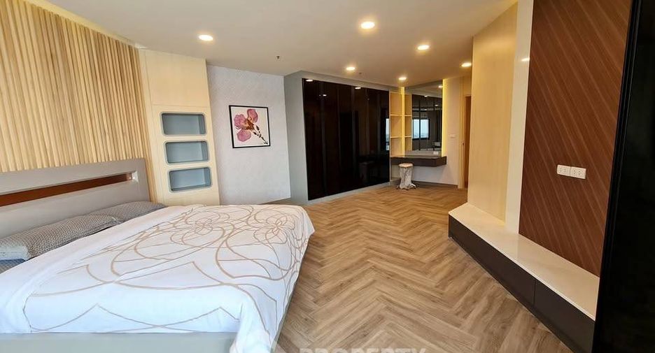 À louer 3 chambres condo à Rat Burana, Bangkok