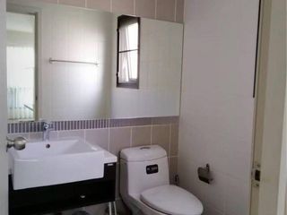 Condo en alquiler de 2 habitaciones en Bang Sue, Bangkok