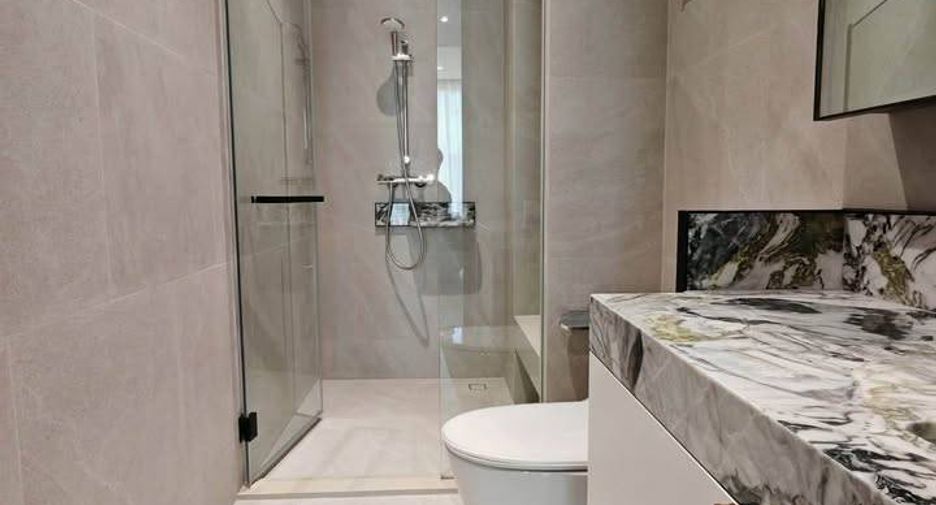 For rent 2 bedrooms condo in Sathon, Bangkok