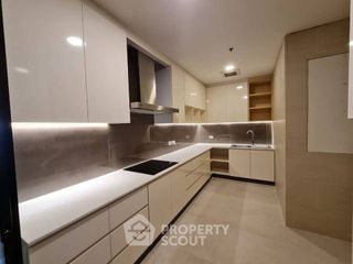 Wohnung zur Miete mit 3 Zimmer in Rat Burana, Bangkok
