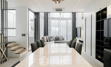 Reihenhaus zum Kauf mit 3 Zimmer in Chatuchak, Bangkok