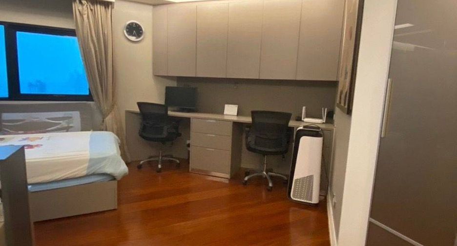 ขาย 4 ห้องนอน คอนโด 