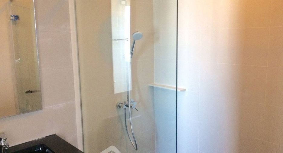 For rent 1 bed condo 