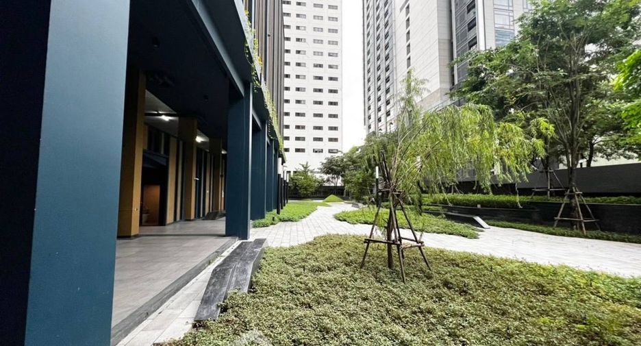 For sale 2 bedrooms condo 