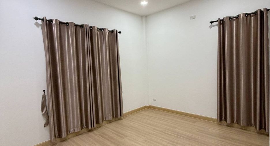 出售 4 卧室 独立屋 在 Mueang Chon Buri, Chon Buri