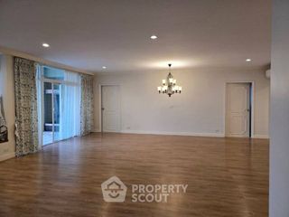 For sale 3 bedrooms condo in Suan Luang, Bangkok