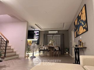 À vendre 4 chambres maison à Thung Khru, Bangkok