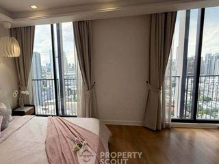 À vendre 3 chambres condo à Watthana, Bangkok