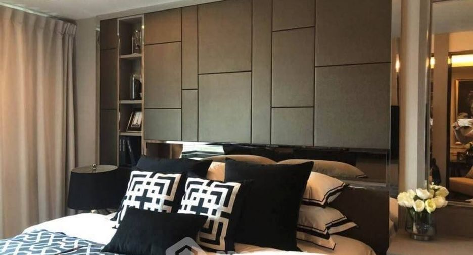 For sale 2 bedrooms condo in Watthana, Bangkok