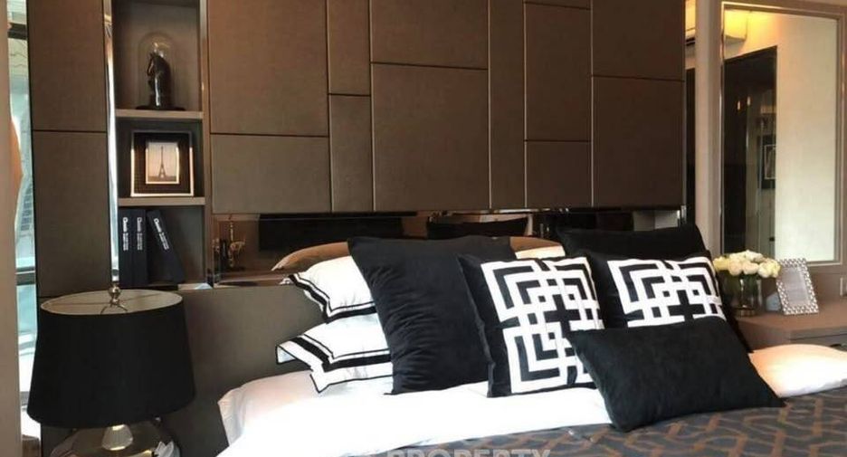 For sale 2 bedrooms condo in Watthana, Bangkok