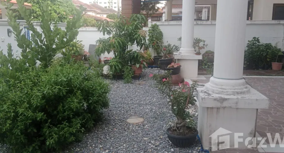 Casa en venta de 4 habitaciones en Mueang Samut Prakan, Samut Prakan