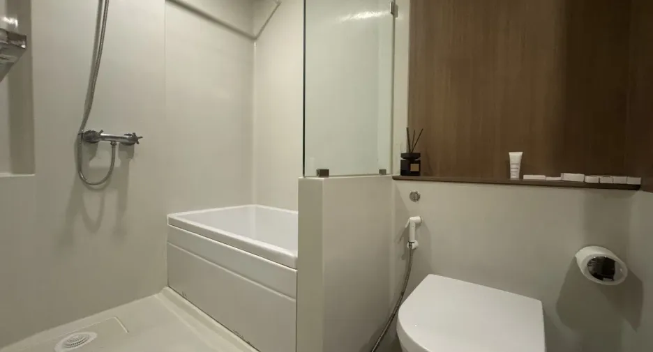 For rent 2 bedrooms condo in Sathon, Bangkok