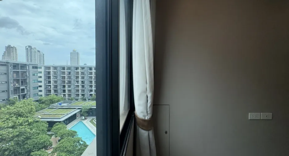 For rent 2 bedrooms condo in Sathon, Bangkok