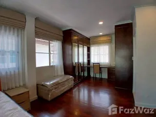 For rent 4 bedrooms house in Lat Krabang, Bangkok