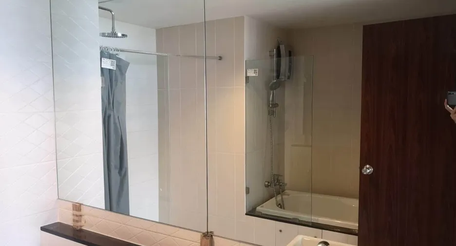 For sale and for rent 1 bed condo in Mueang Samut Prakan, Samut Prakan