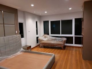 Casa en venta de 4 habitaciones en Chatuchak, Bangkok